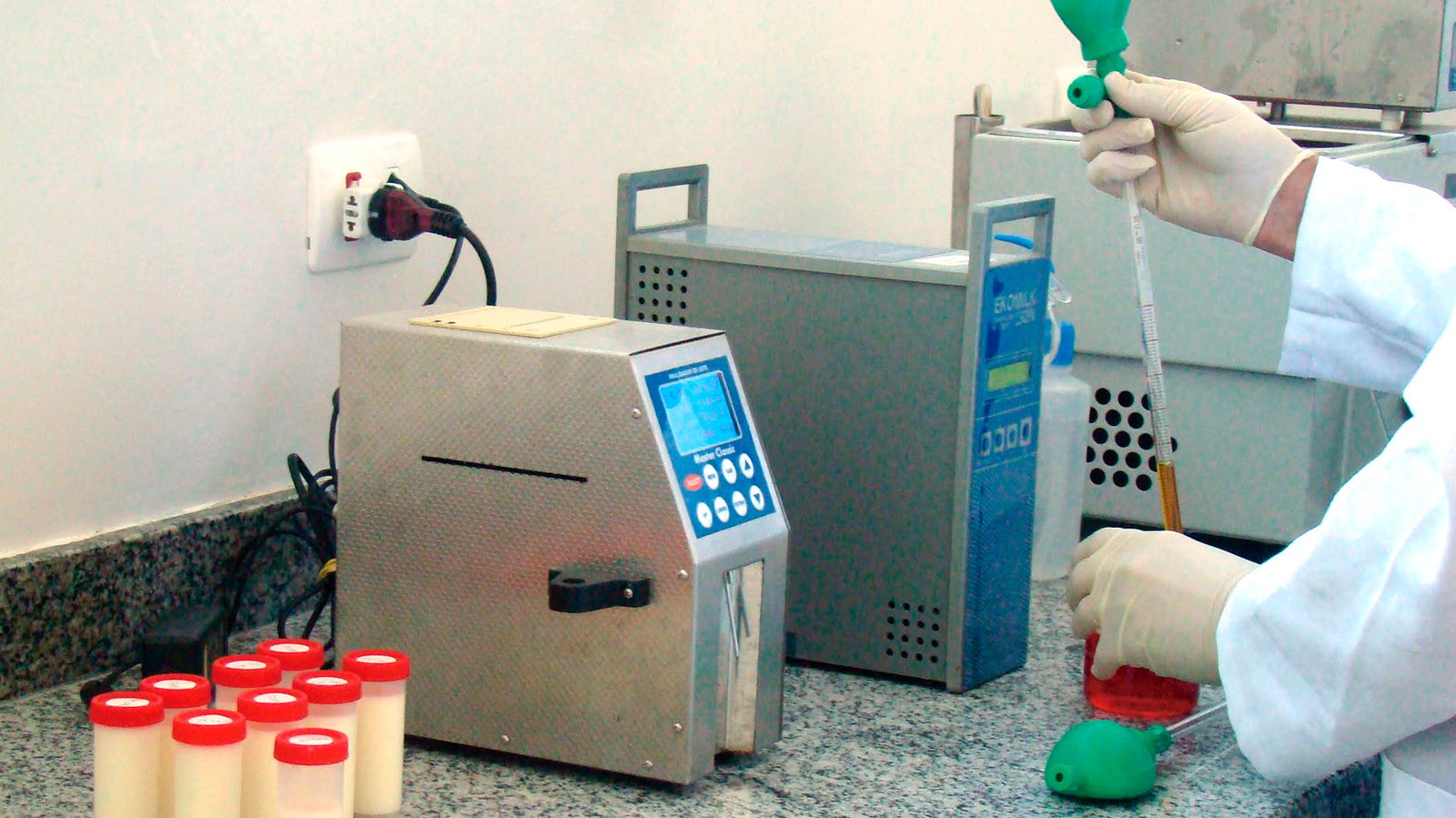 revista-balde-branco-lab-do-iz-00-ed677